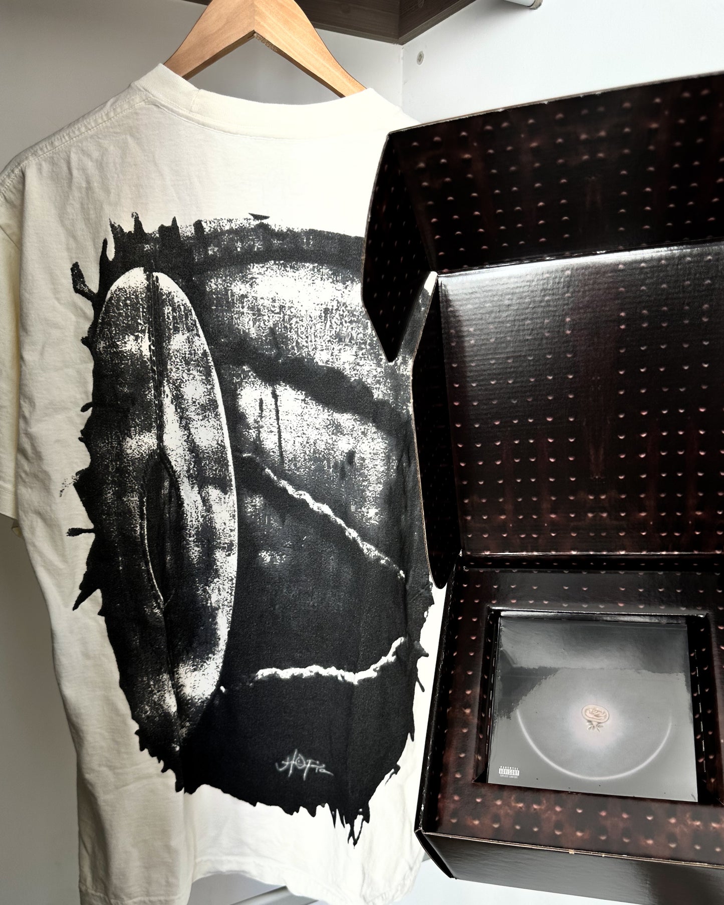 Travis Scott Utopia B4 Box Set Pack White L