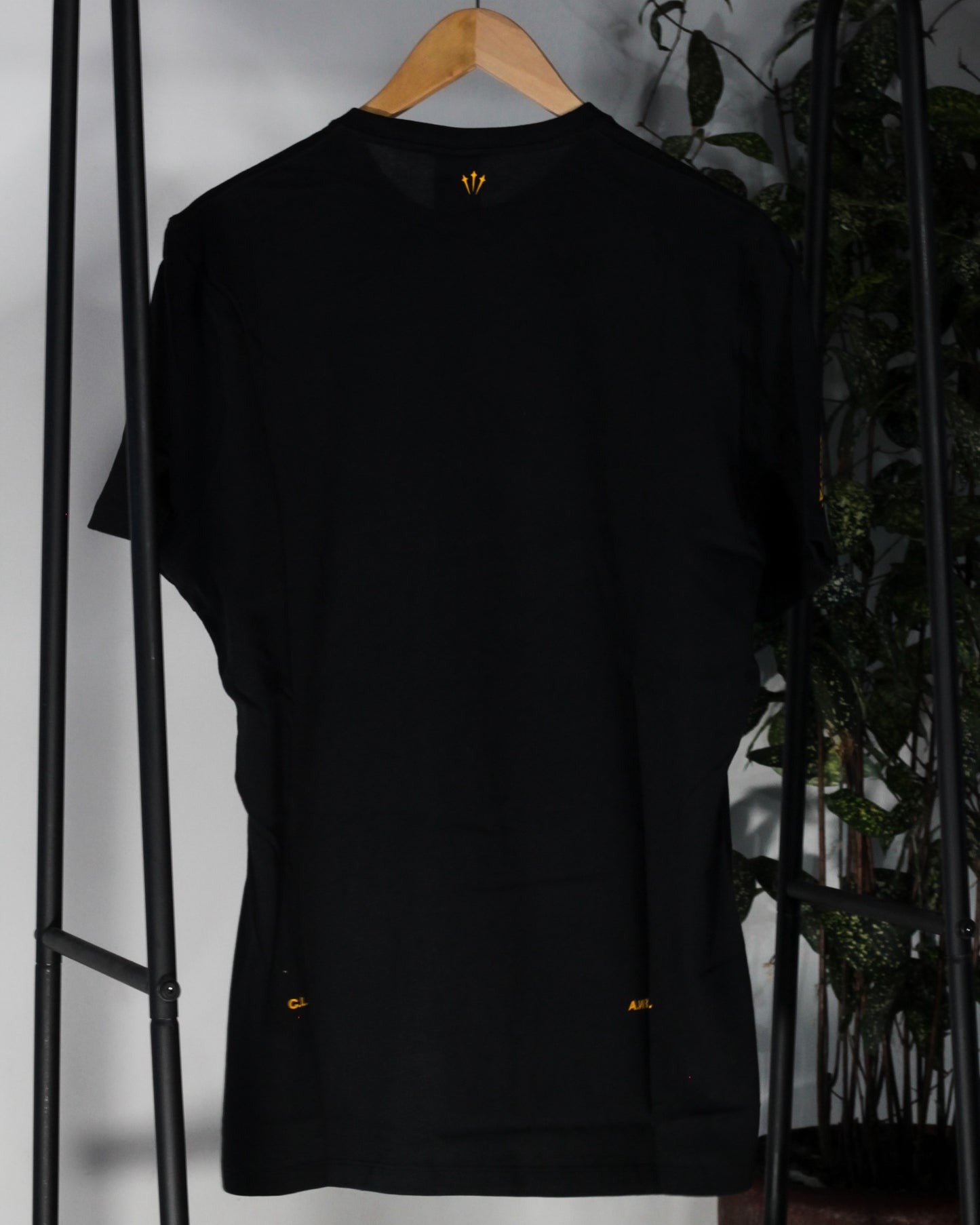 T-Shirt "Be Honest" Black L