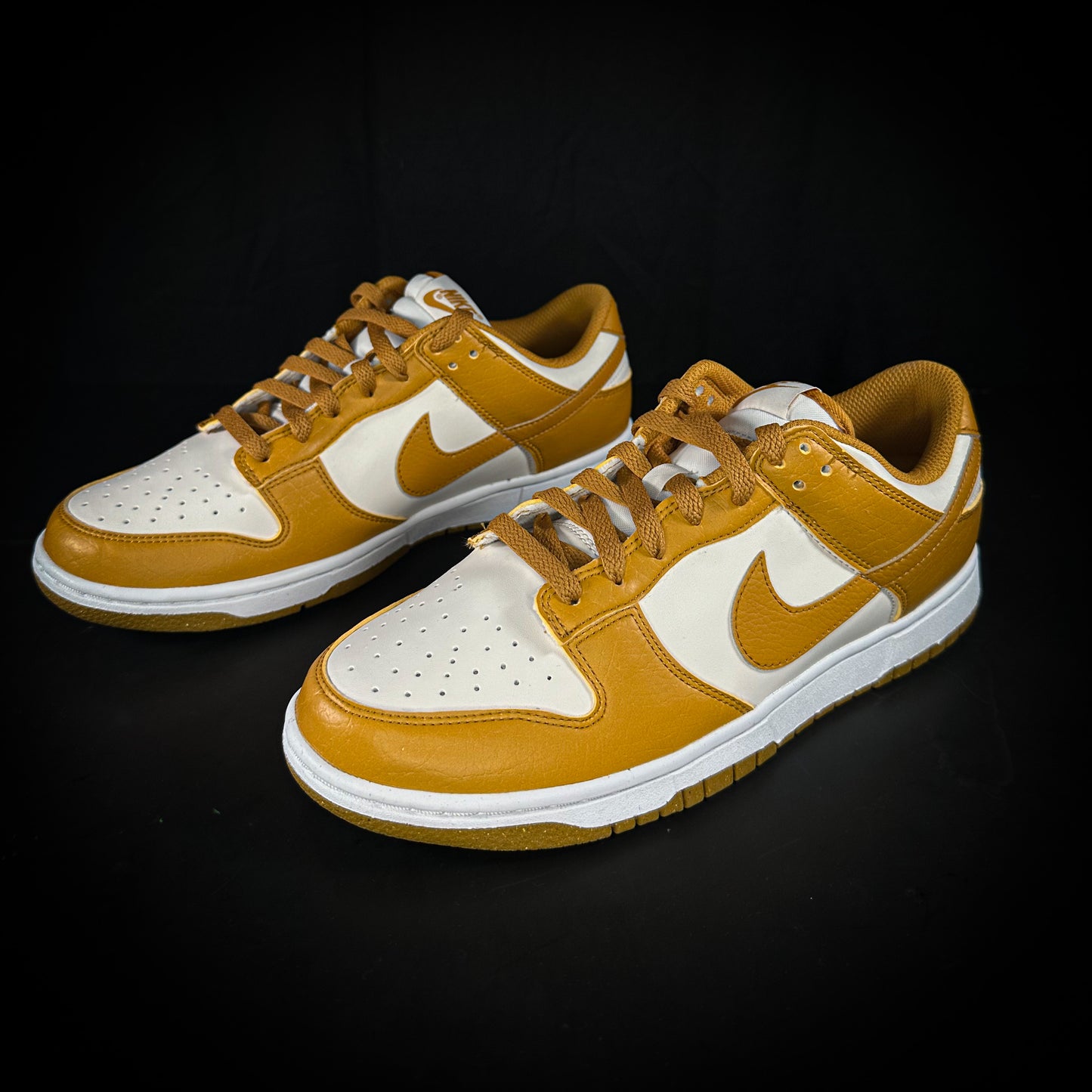 8us (9.5W) Nike Dunk Low “Phantom Gold”