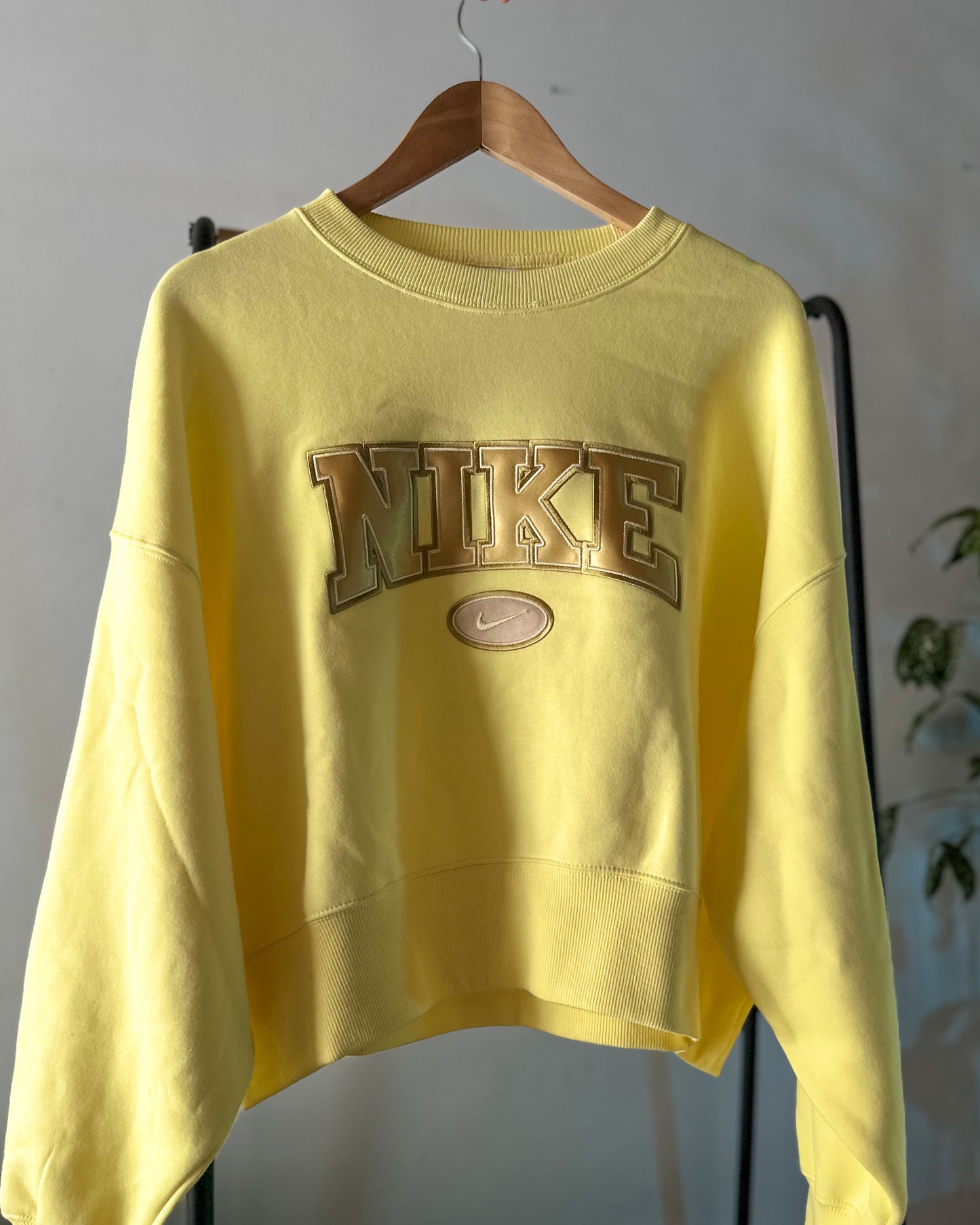 Crewneck Nike “Sportswear Phoenix Fleece” Yellow S