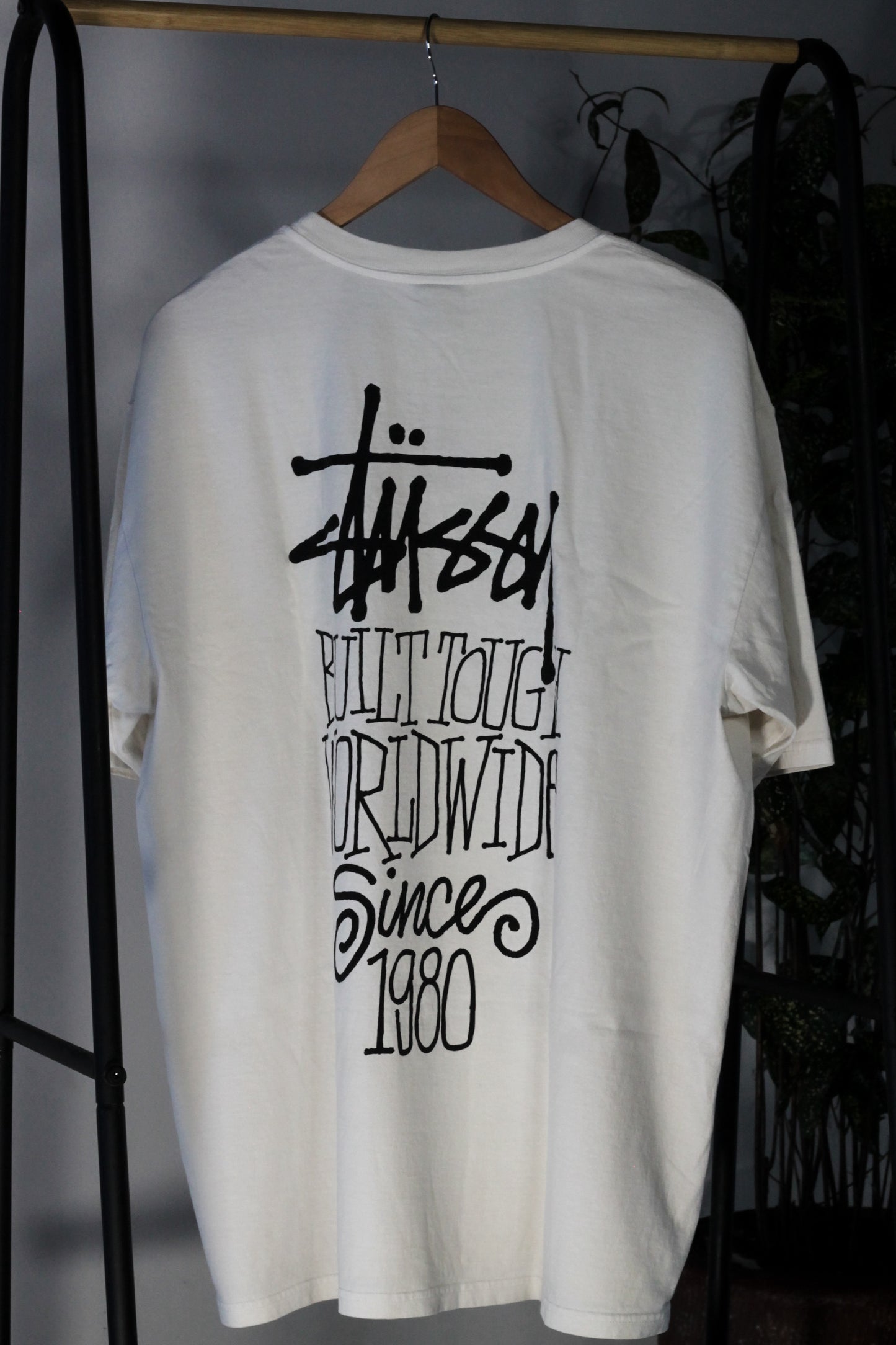 T-Shirt “Built Tough” Cream XL