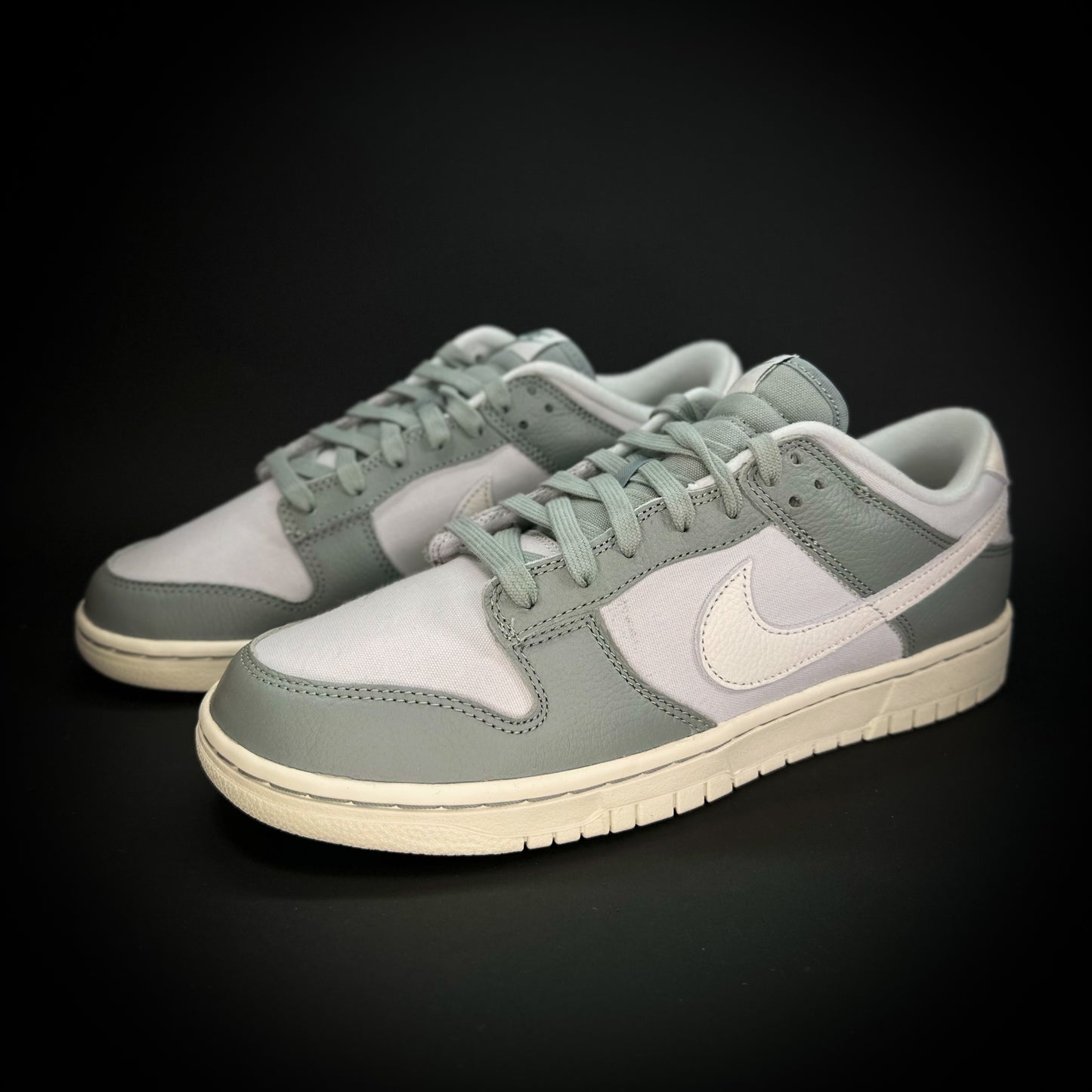 Dunk Low “Mica Green” 10us