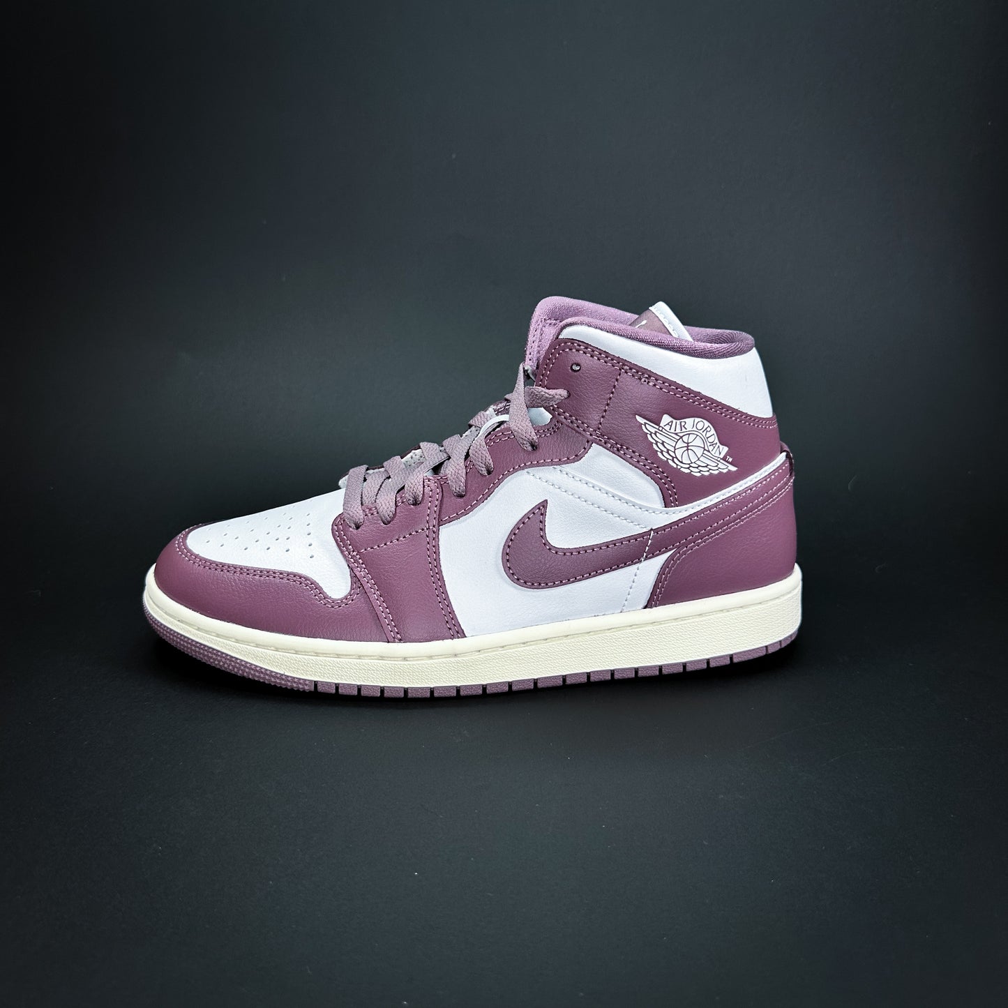 7.5us (9W) Nike Jordan 1 Mid “Sky J Mauve”