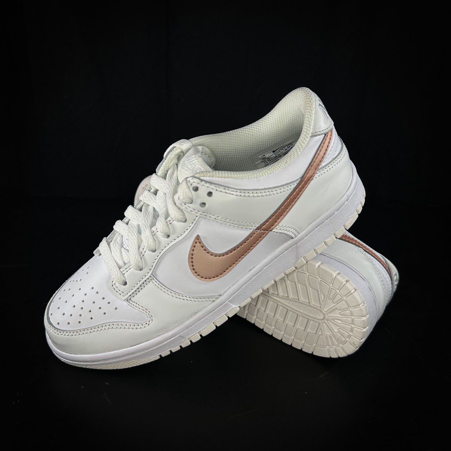 6us (7.5W) Nike Dunk Low “Gold Rose”