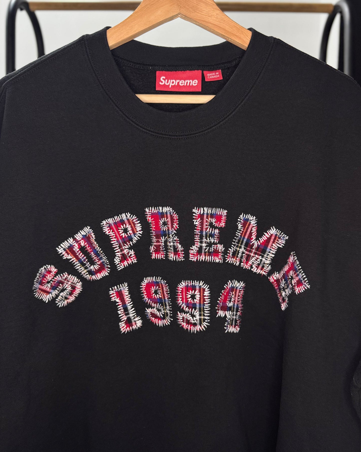 Plaid Arc Crewneck Black L