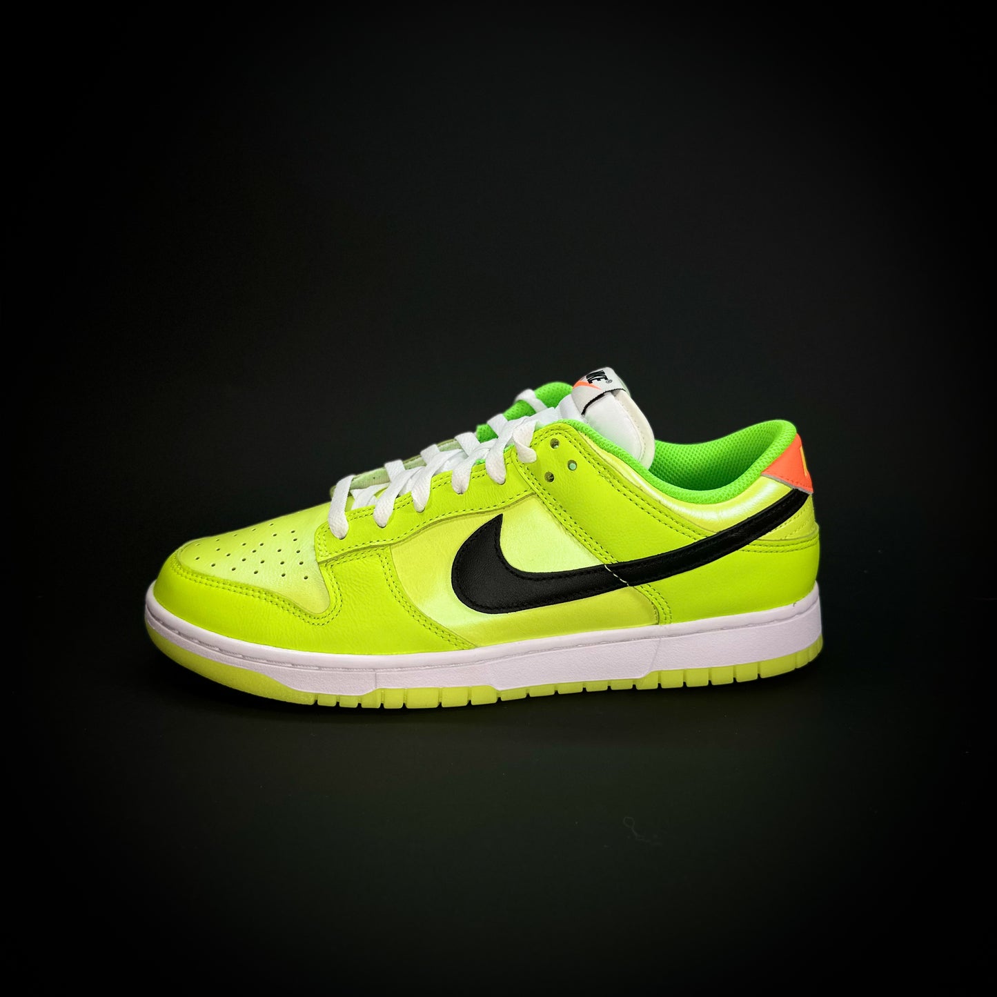 Dunk Low “Splash Volt” 10us