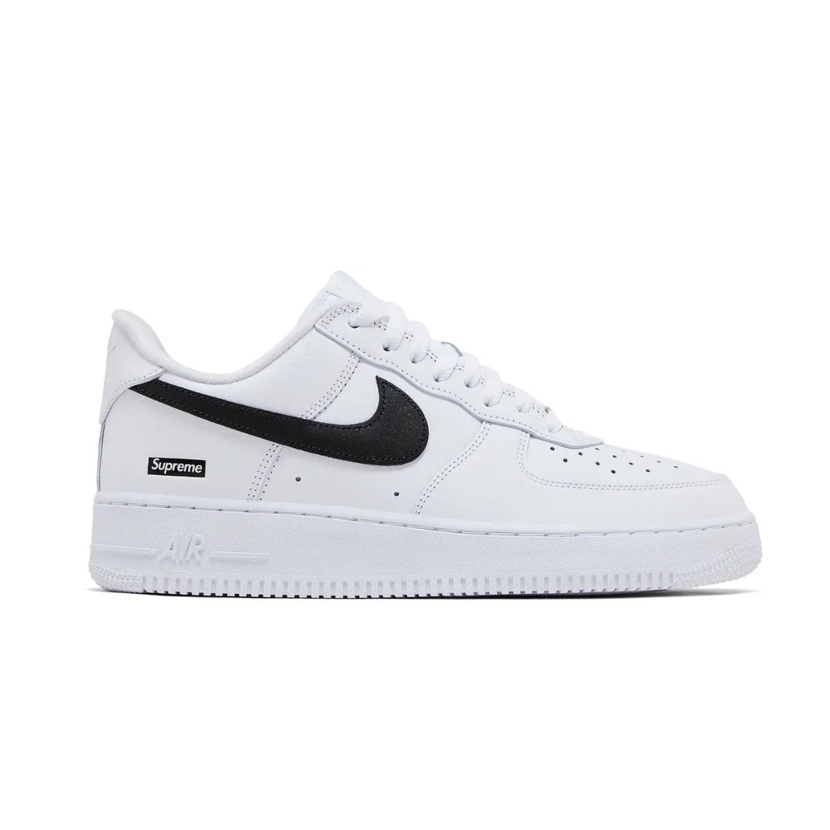 Air Force One x Supreme “White & Black”