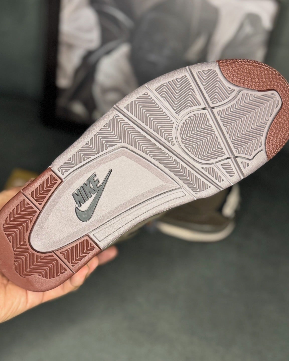 Jordan 4 x A Ma Maniére “Dark Mocha” 8,5us