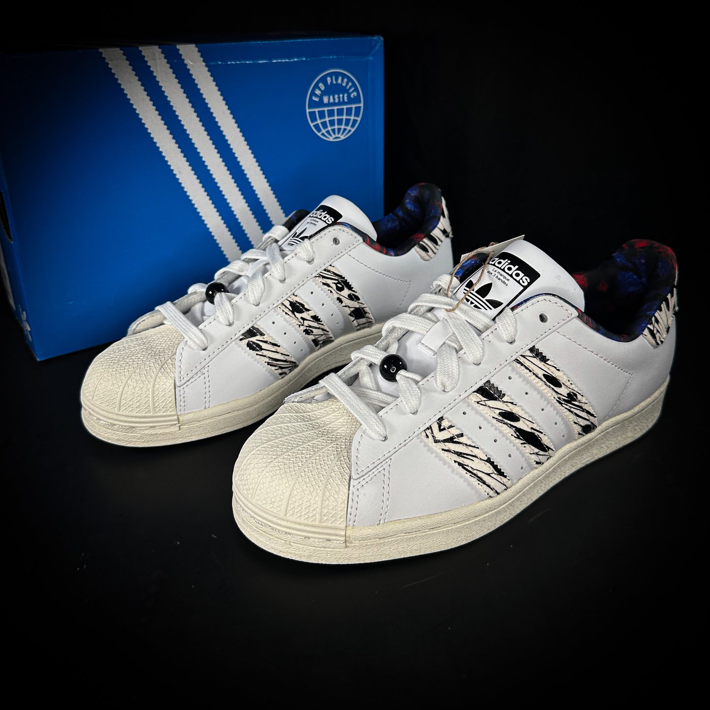 6.5us (7.5W) Adidas SuperStar “Print” 