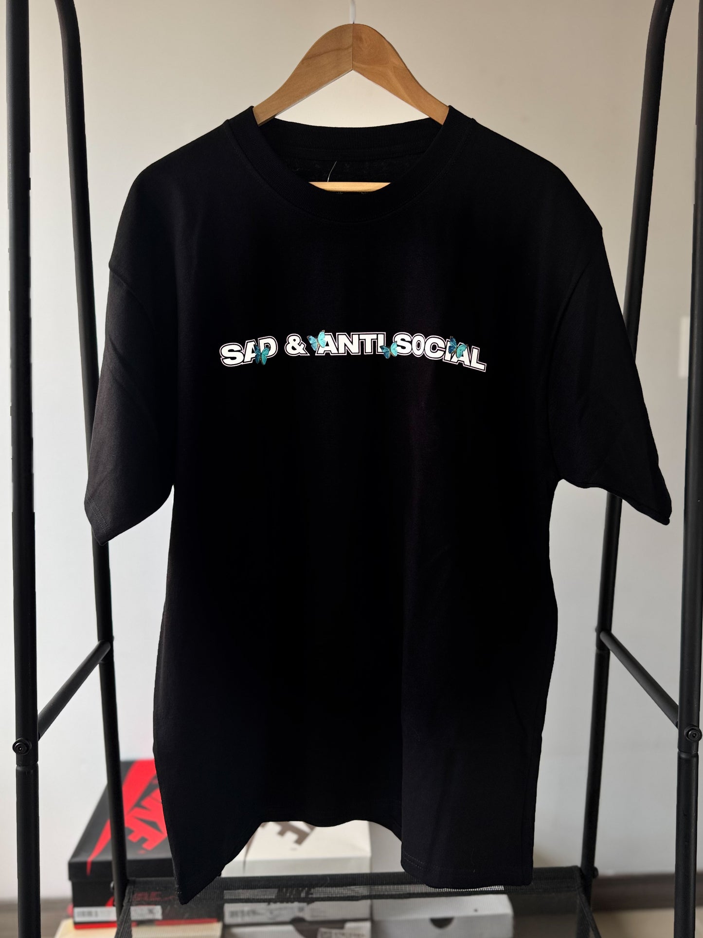 T-Shirt “Sad and Anti Social” Black L