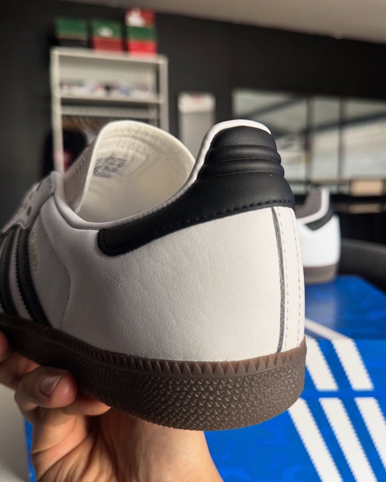 10.5us Adidas Samba Vegans 