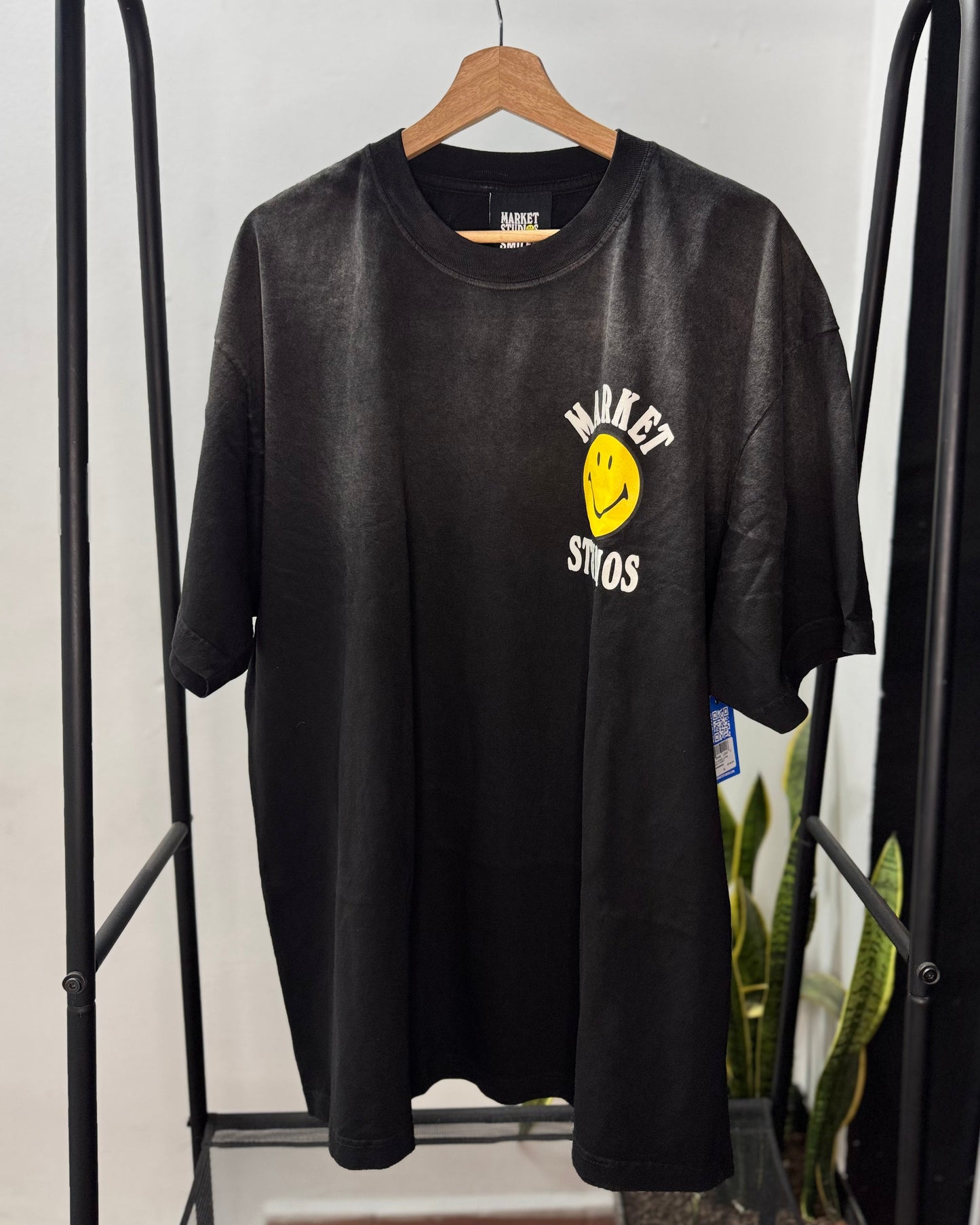 T-Shirt “Smile Upside” Black XL