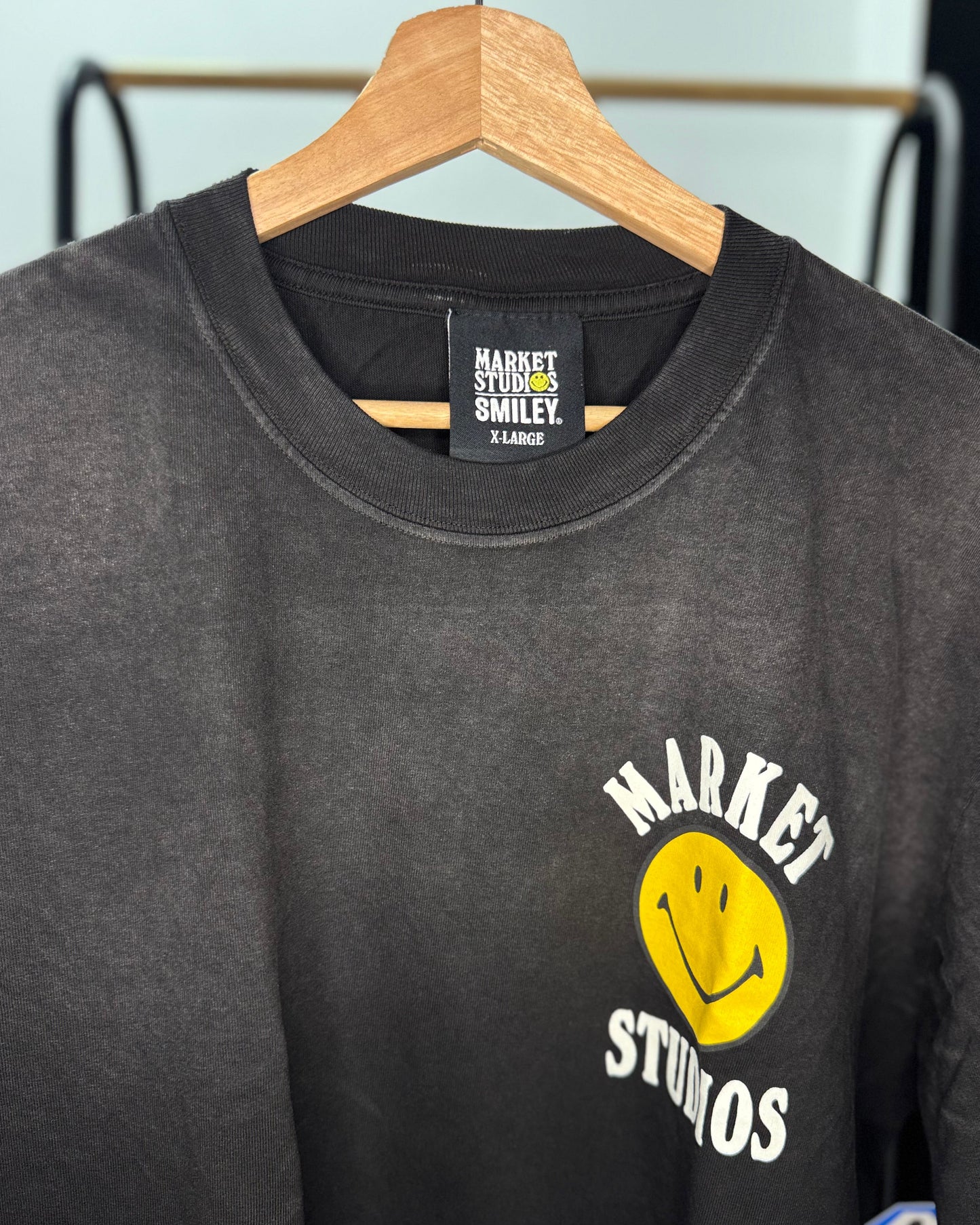 T-Shirt “Smile Upside” Black XL