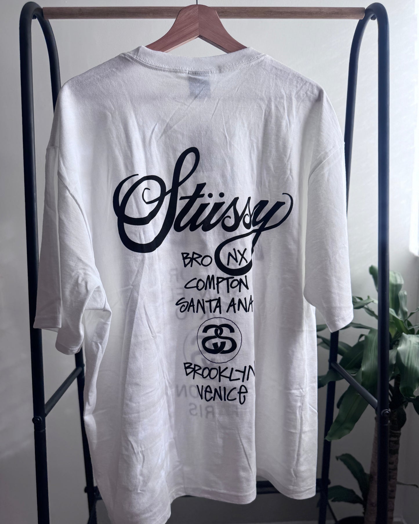 T-Shirt “World Tour” White XL