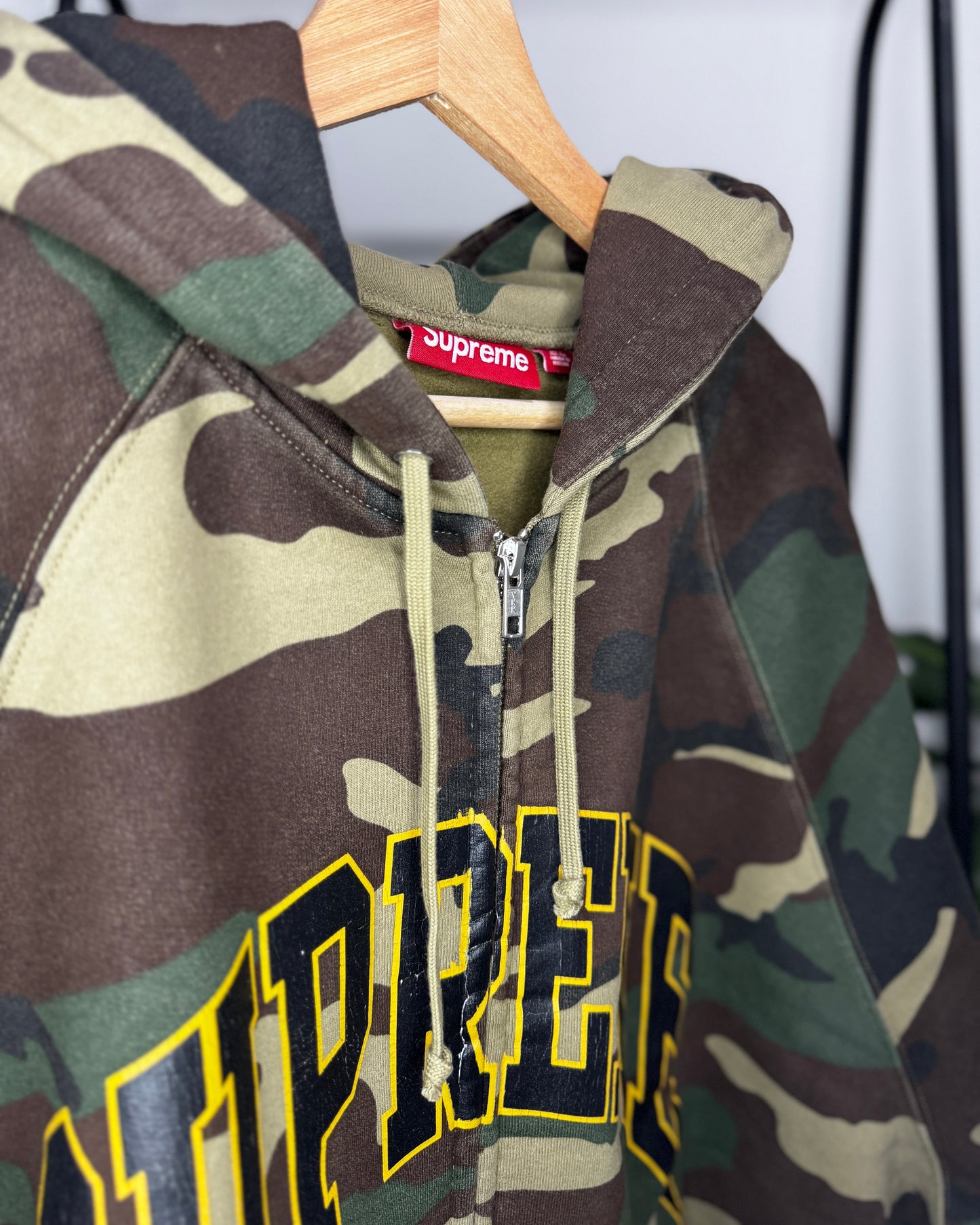 Zip Up Hoodie ”Cracked Zip" Camo XL