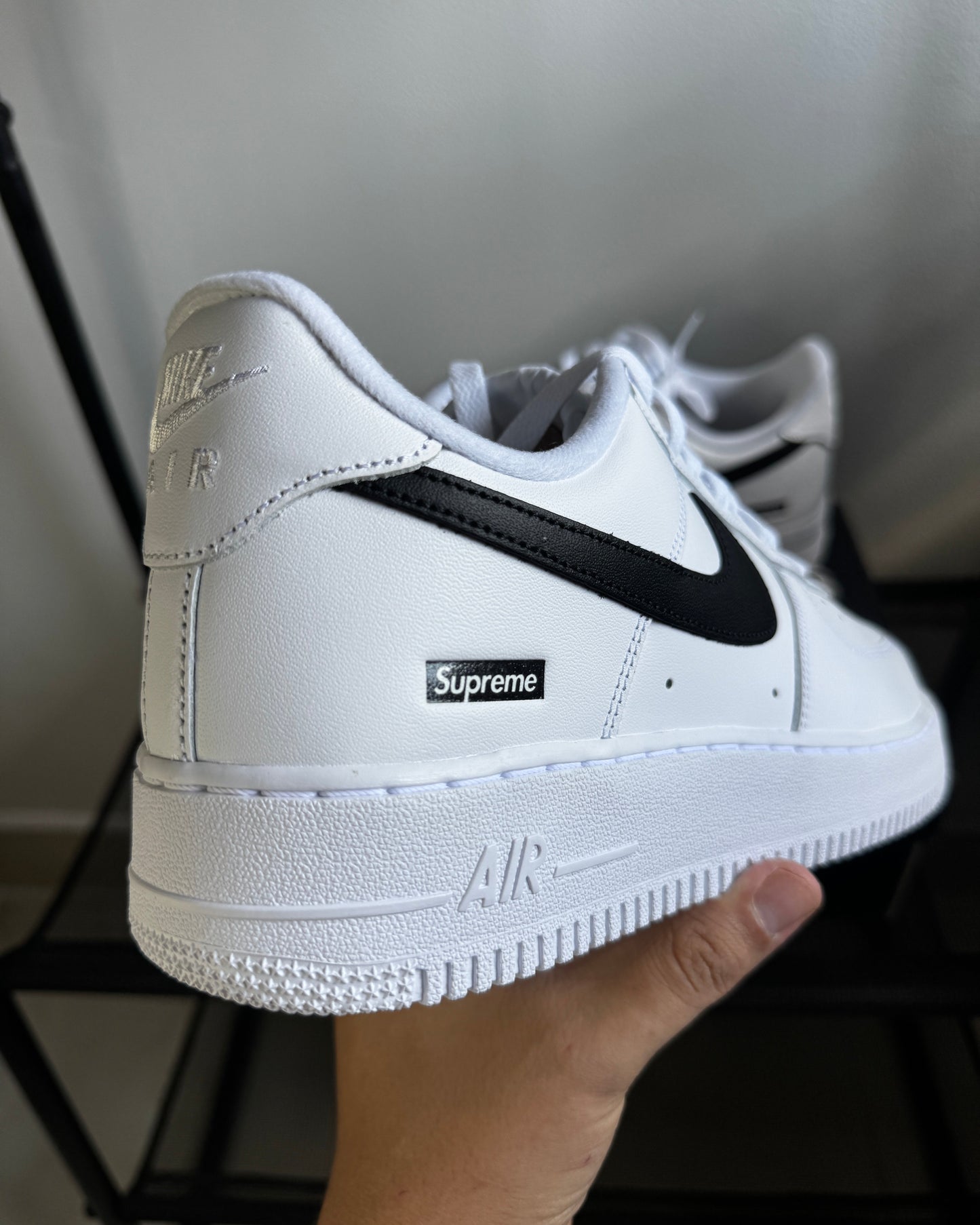 Air Force One x Supreme “White & Black”