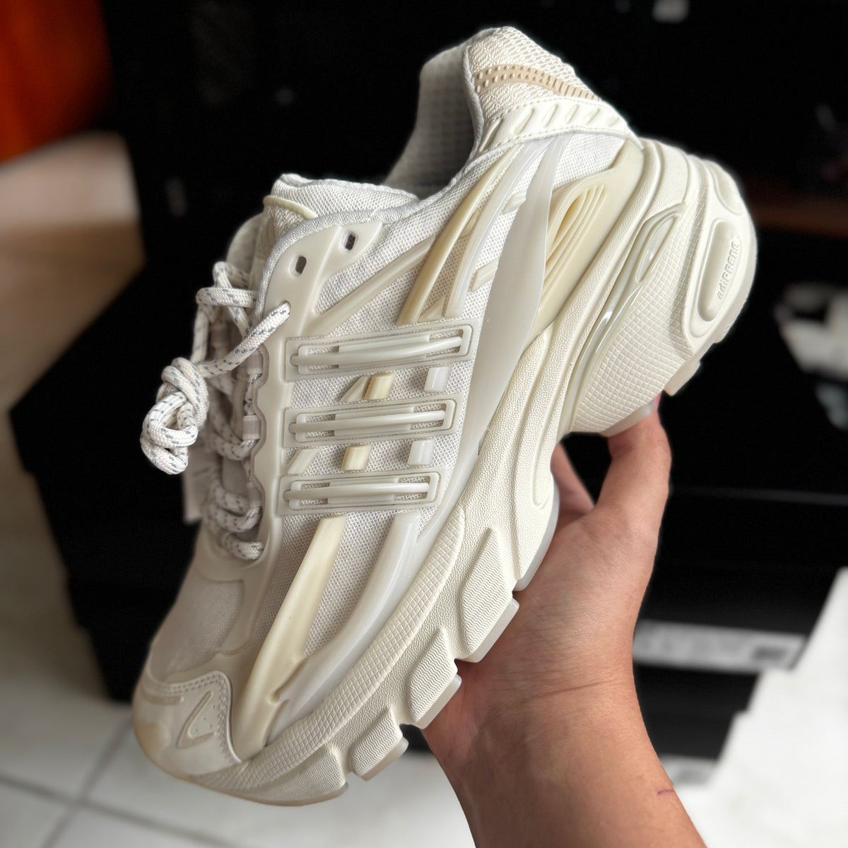 Adistar Jellyfish Triple White