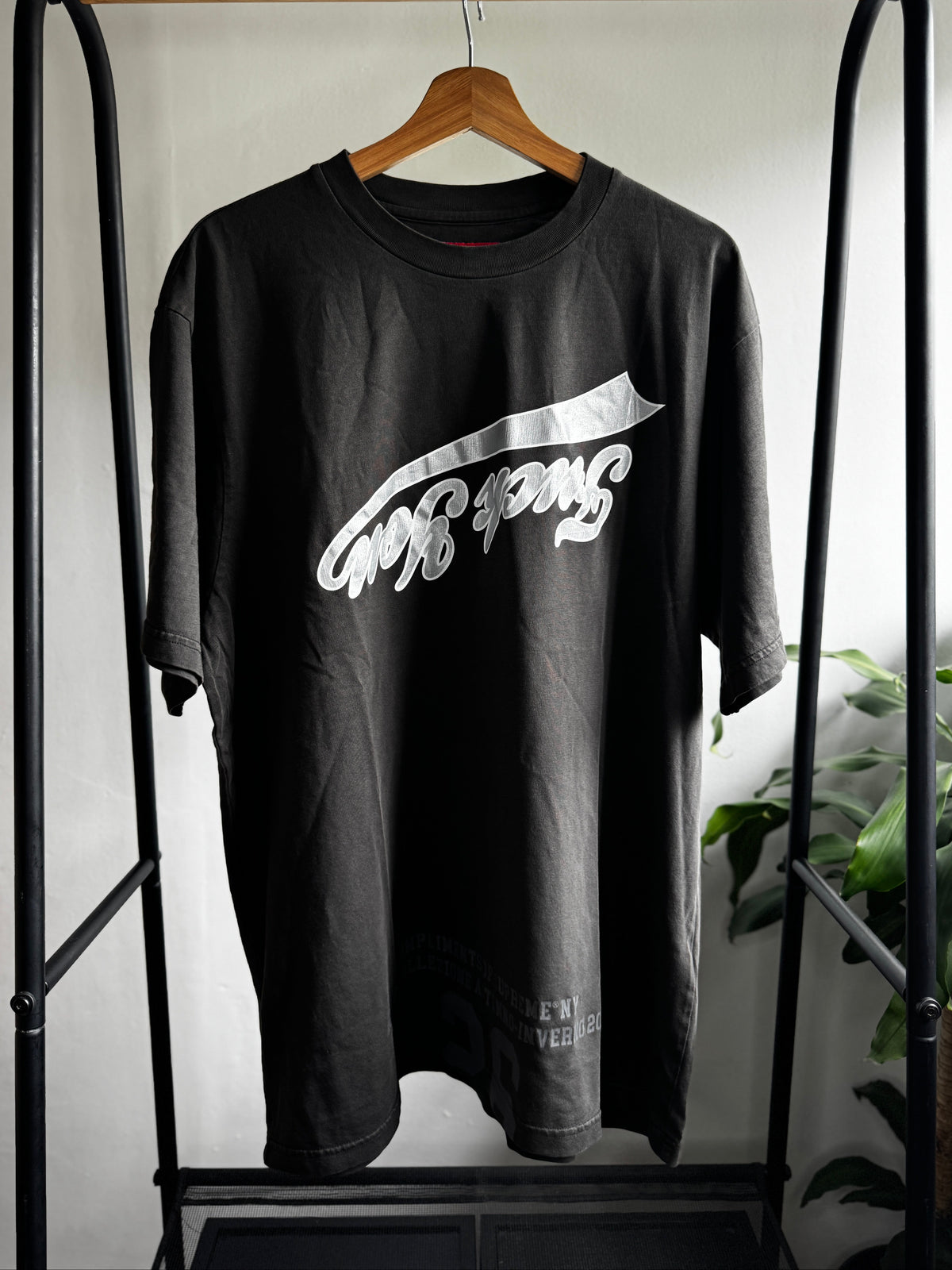 T-shirt “Cracked Flipped" Black XL