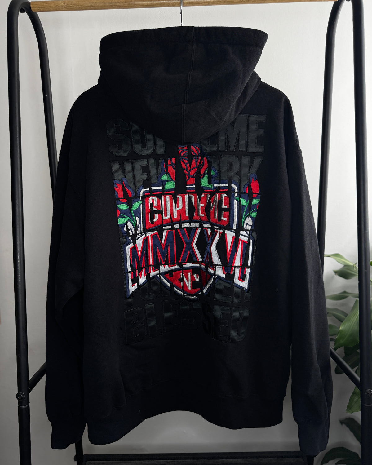 Zip Up Hoodie ”Blessed Appliqué" Black L